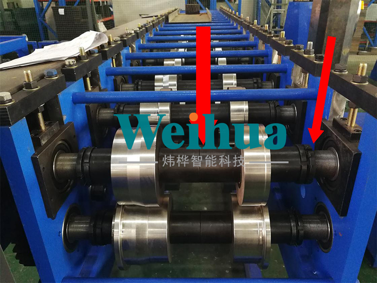 鐵皮柜自動(dòng)成型機(jī) 鐵皮柜自動(dòng)成型機(jī)