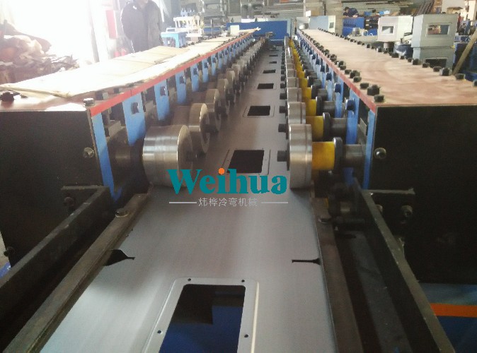 定制不銹鋼基業(yè)箱生產(chǎn)線