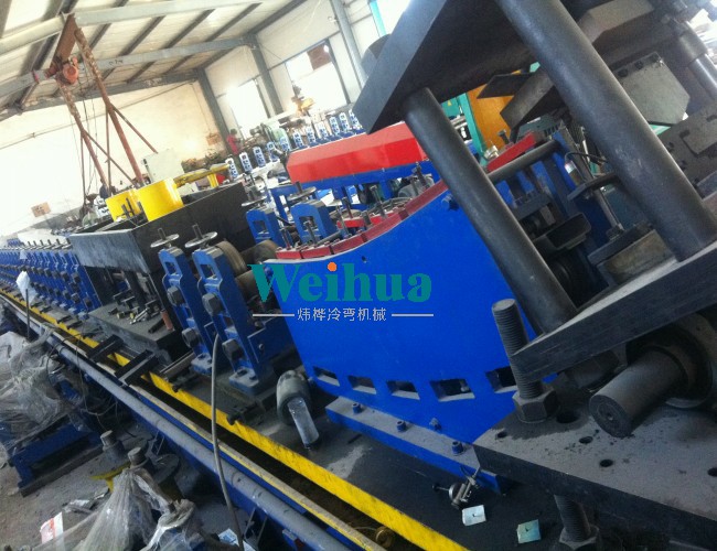 汽車防撞梁一次成型生產(chǎn)線